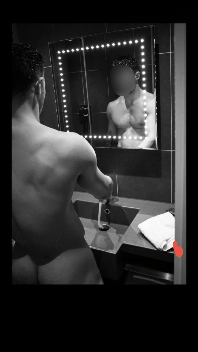 Scoty - Site gay gratuit à Zwingen Profil de Scoty, 35 ans, Site gay gratuit à Zwingen (Bâle-Campagne)